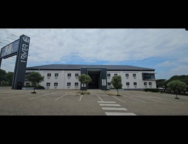 BUSINESS PROPERTY TO RENT IN HALFWAY GARDENS